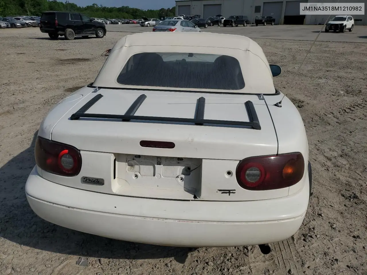 1991 Mazda Mx-5 Miata VIN: JM1NA3518M1210982 Lot: 53671405