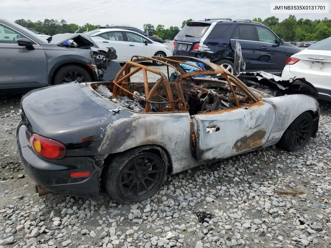 1999 Mazda Mx-5 Miata VIN: JM1NB3535X0131701 Lot: 55785185