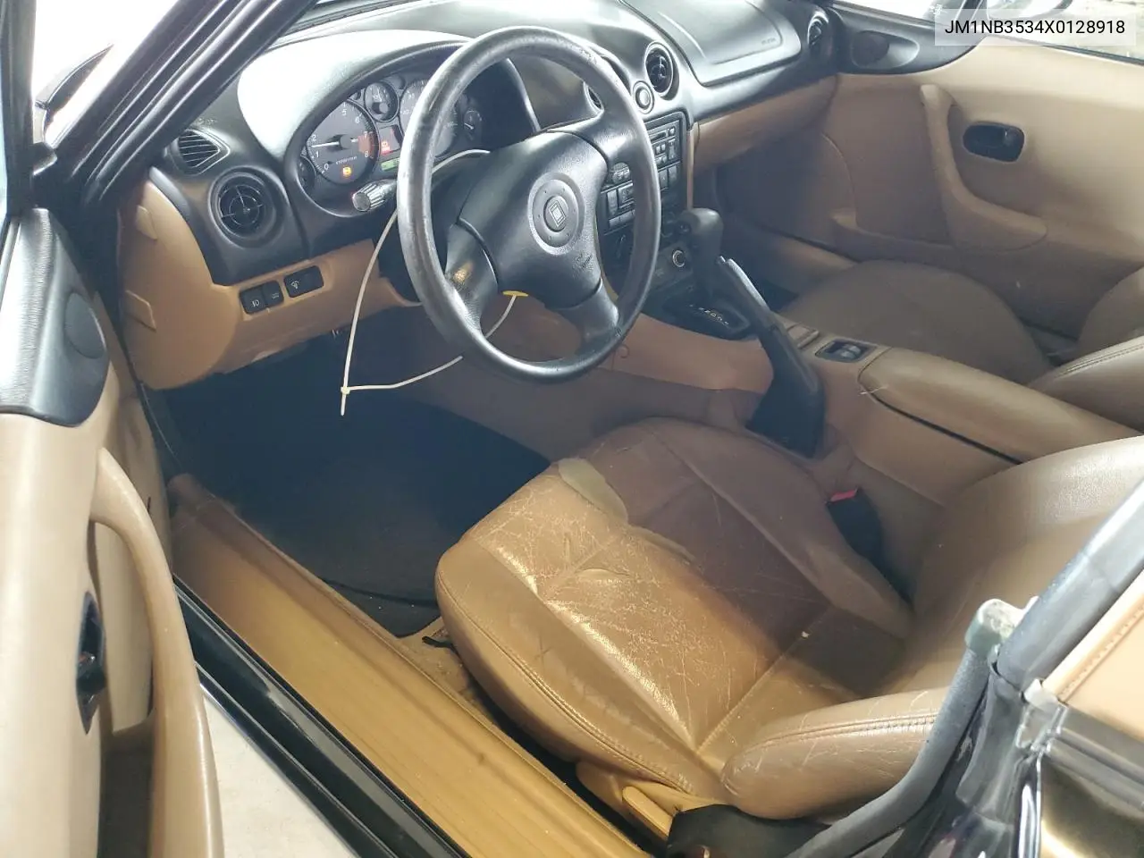 1999 Mazda Mx-5 Miata VIN: JM1NB3534X0128918 Lot: 56177015