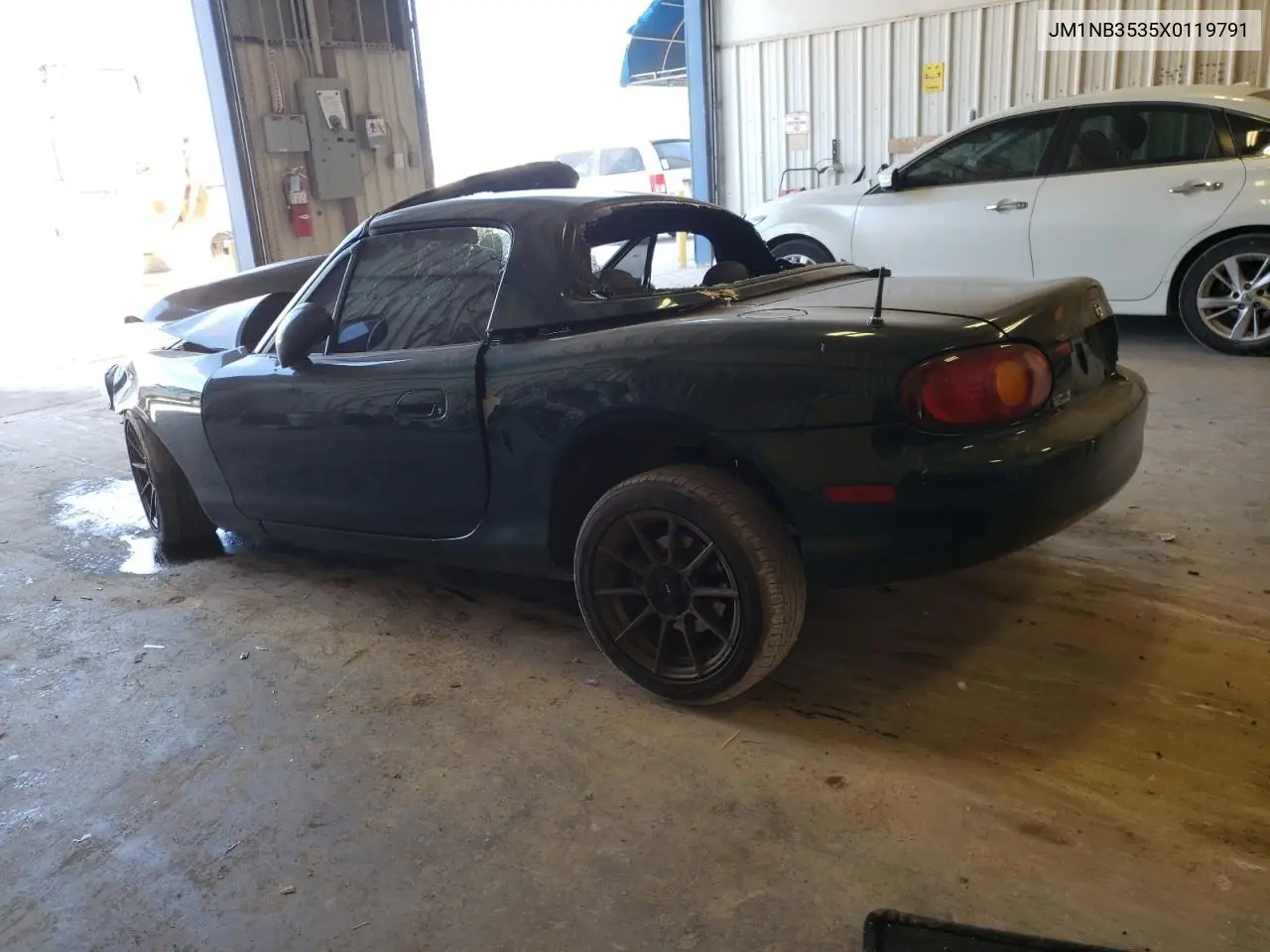 1999 Mazda Mx-5 Miata VIN: JM1NB3535X0119791 Lot: 77180924