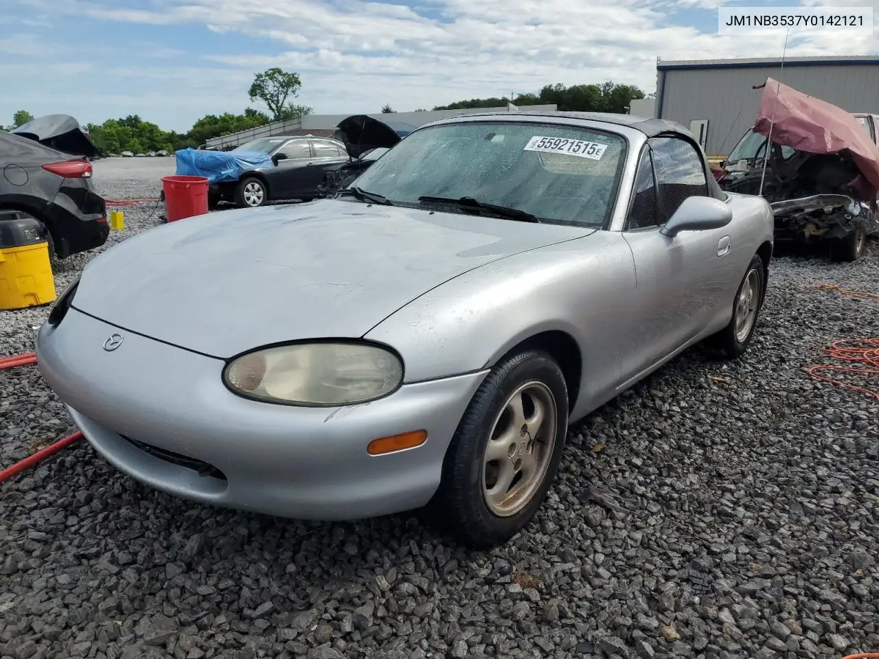 2000 Mazda Mx-5 Miata Base VIN: JM1NB3537Y0142121 Lot: 55921515