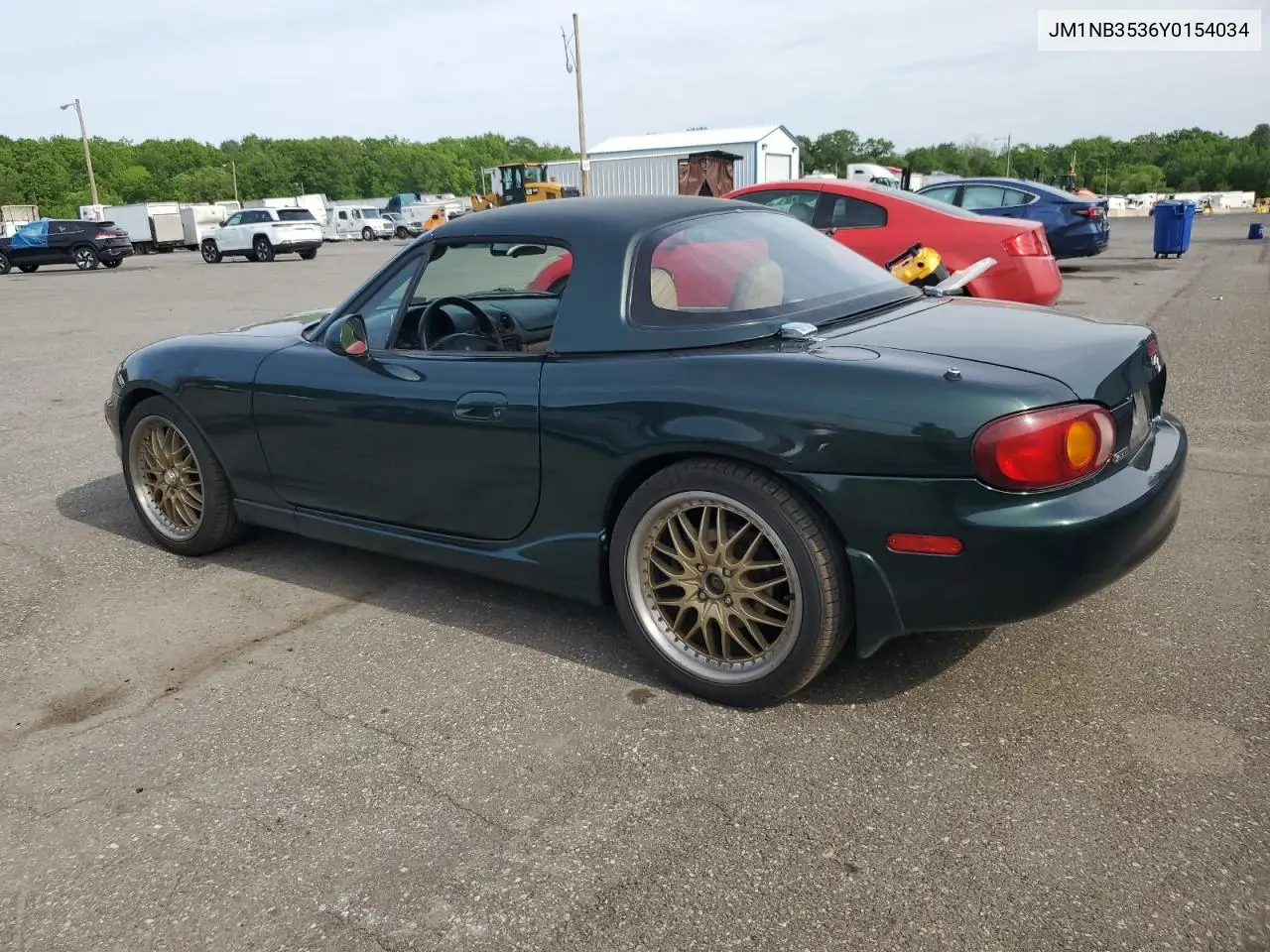 2000 Mazda Mx-5 Miata Base VIN: JM1NB3536Y0154034 Lot: 56034555