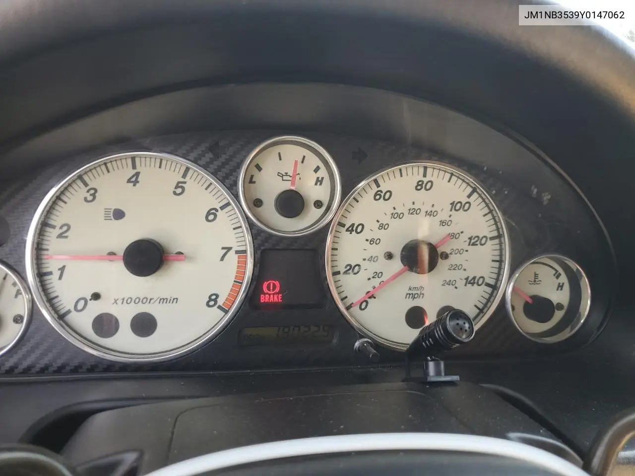 2000 Mazda Mx-5 Miata Base VIN: JM1NB3539Y0147062 Lot: 60868195