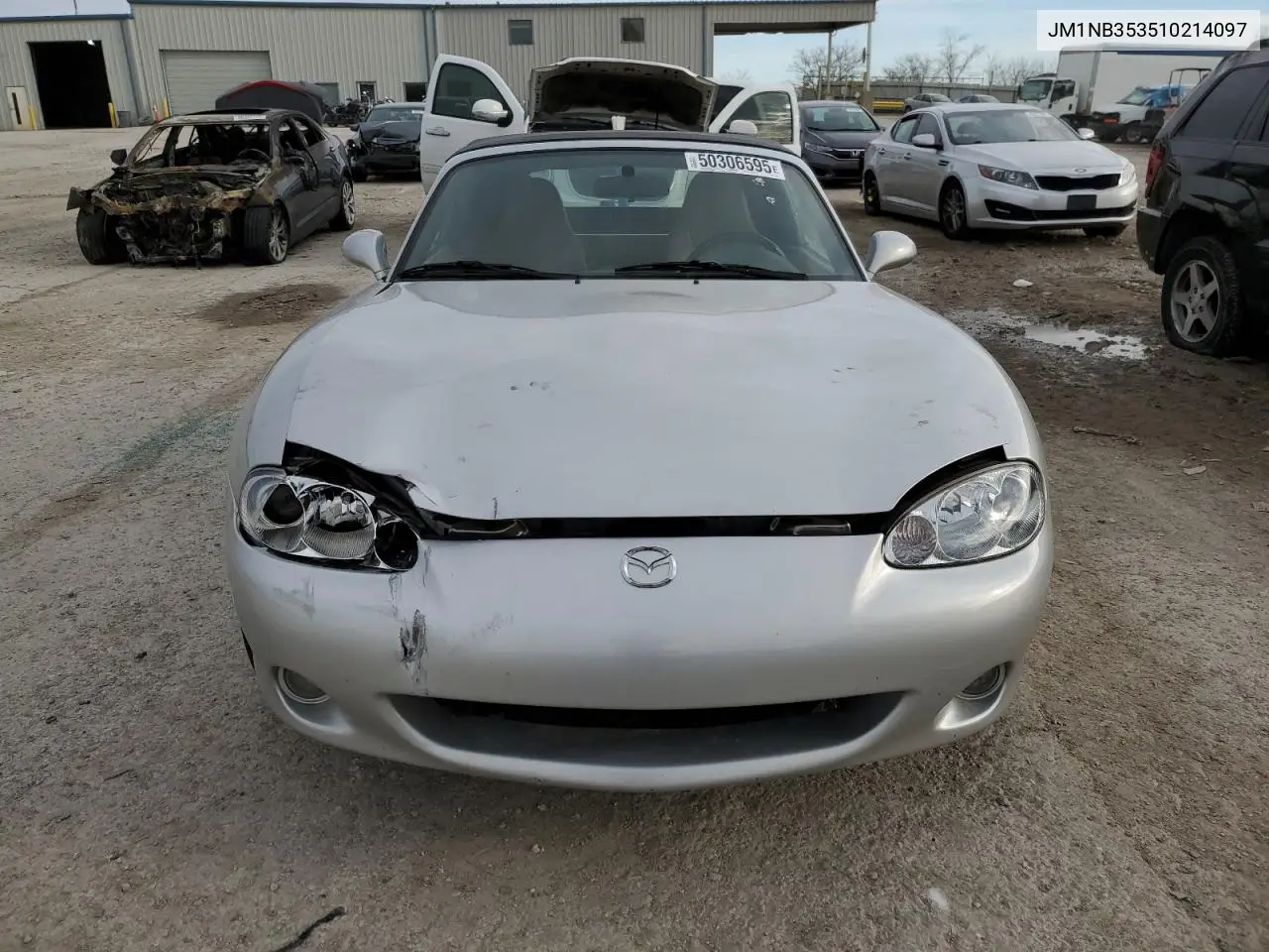 2001 Mazda Mx-5 Miata Base VIN: JM1NB353510214097 Lot: 50306595