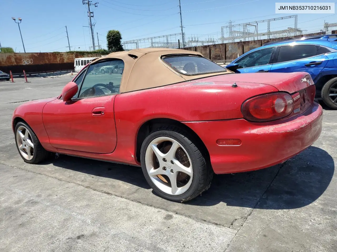 2001 Mazda Mx-5 Miata Base VIN: JM1NB353710216031 Lot: 63120105