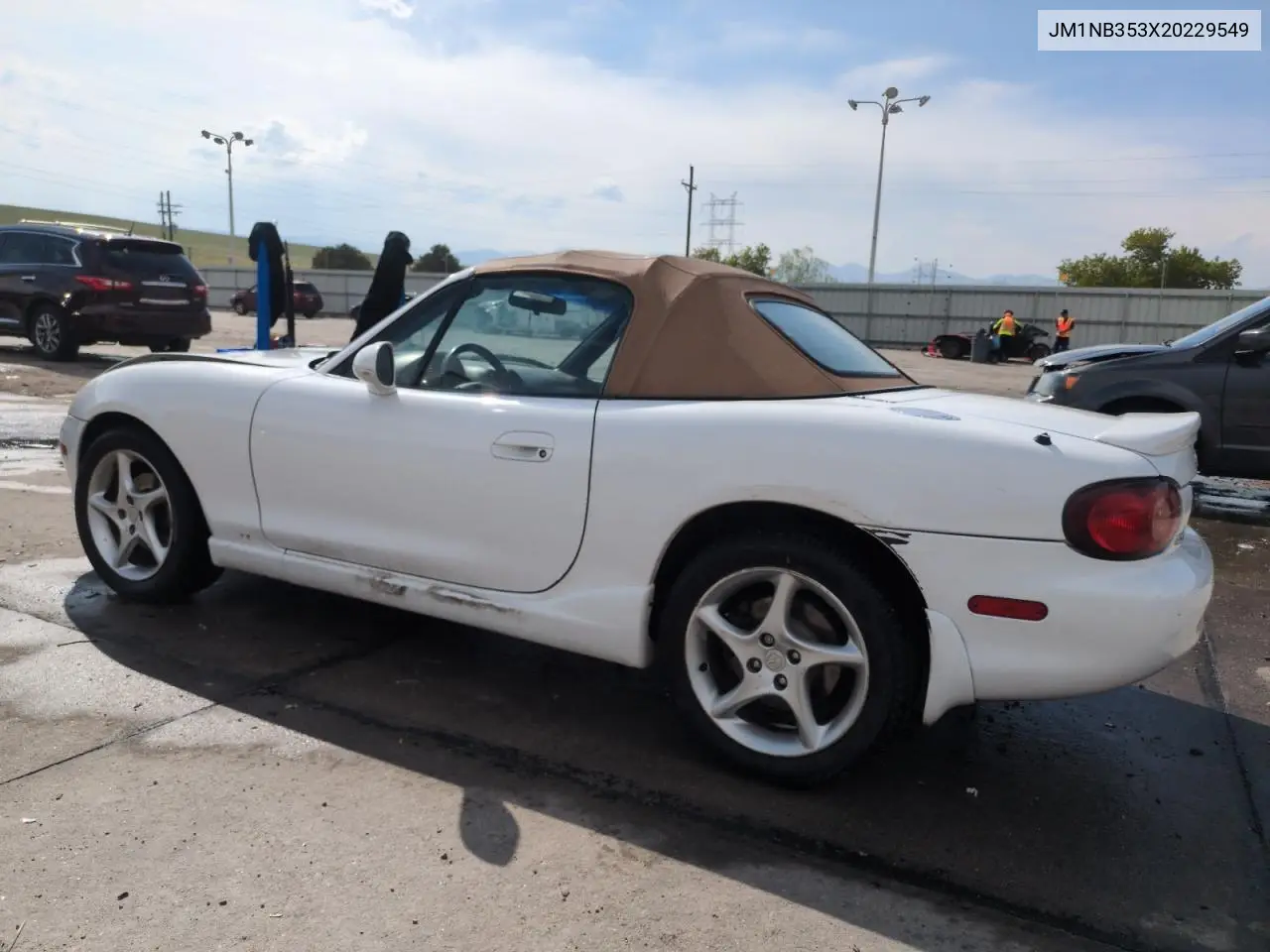 2002 Mazda Mx-5 Miata Base VIN: JM1NB353X20229549 Lot: 54549205
