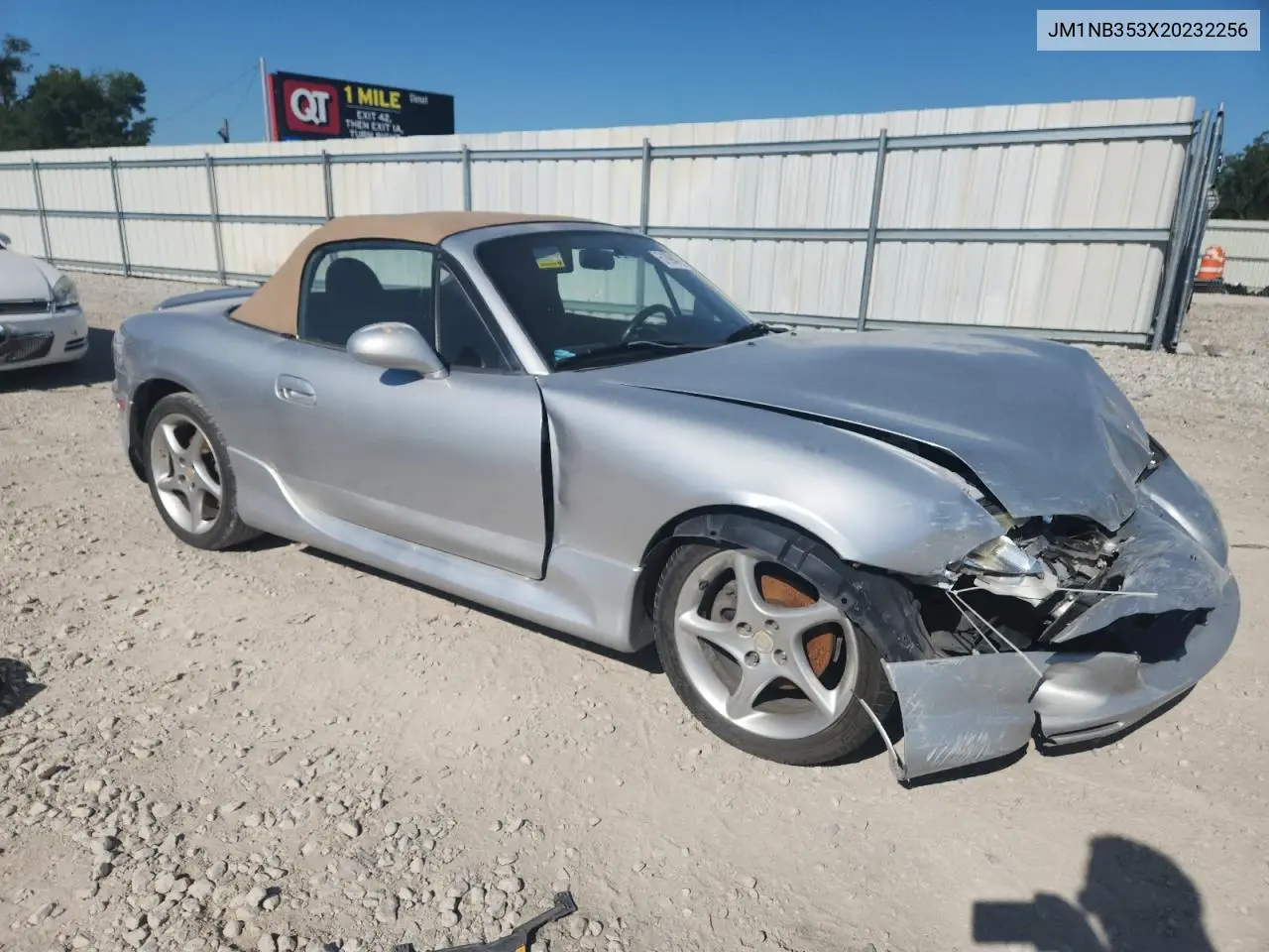 2002 Mazda Mx-5 Miata Base VIN: JM1NB353X20232256 Lot: 61994775