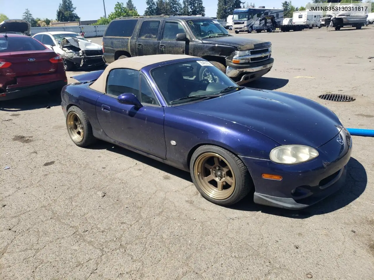 2003 Mazda Mx-5 Miata Base VIN: JM1NB353130311817 Lot: 55493105