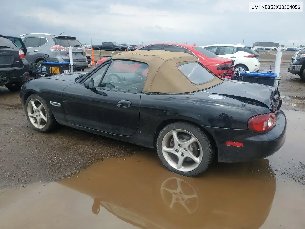 2003 Mazda Mx-5 Miata Base VIN: JM1NB353X30304056 Lot: 56174115