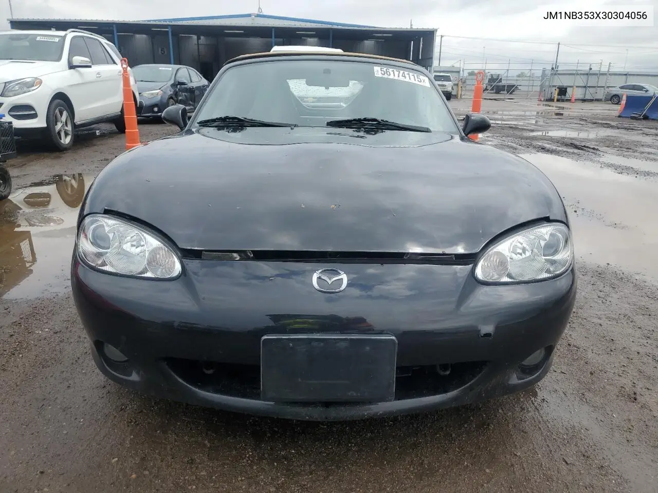 2003 Mazda Mx-5 Miata Base VIN: JM1NB353X30304056 Lot: 56174115