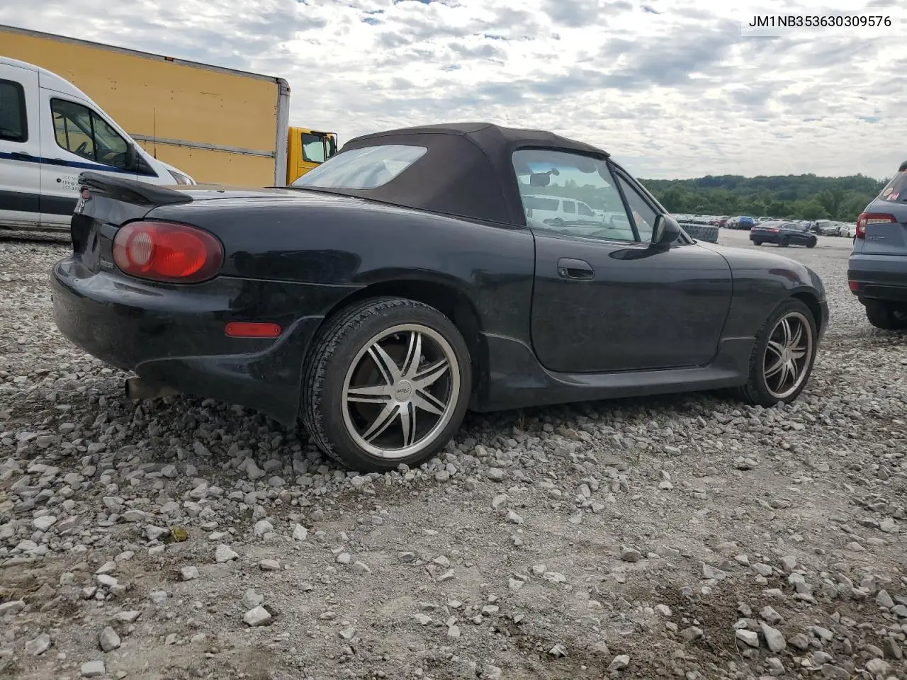 2003 Mazda Mx-5 Miata Base VIN: JM1NB353630309576 Lot: 62315635