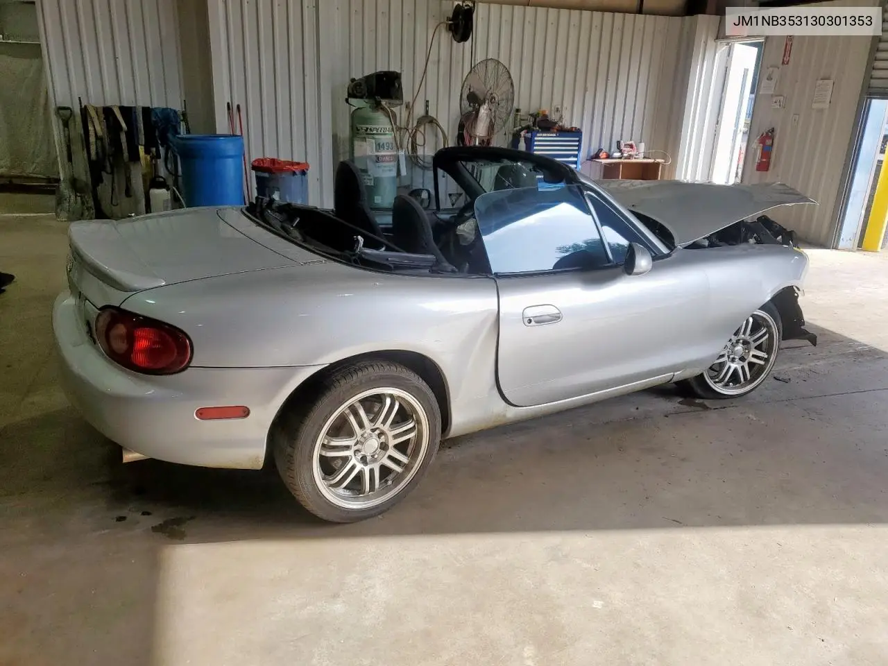 2003 Mazda Mx-5 Miata Base VIN: JM1NB353130301353 Lot: 62948325