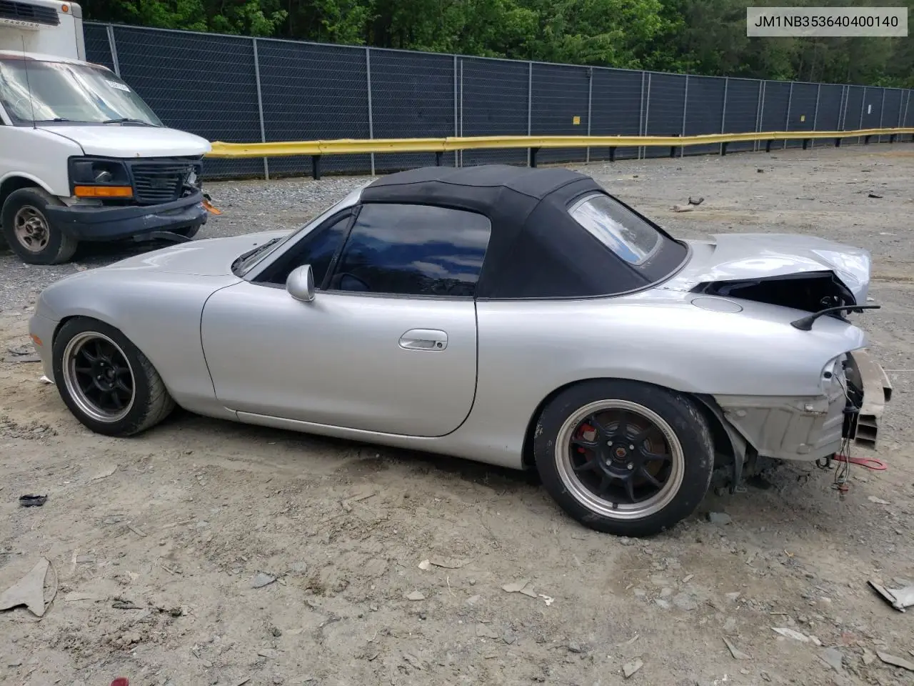 2004 Mazda Mx-5 Miata Base VIN: JM1NB353640400140 Lot: 56127165