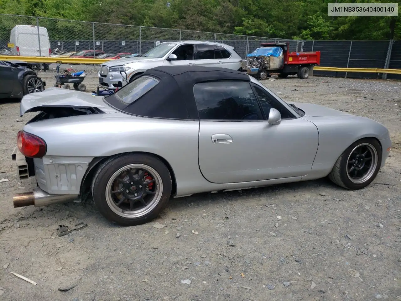 2004 Mazda Mx-5 Miata Base VIN: JM1NB353640400140 Lot: 56127165