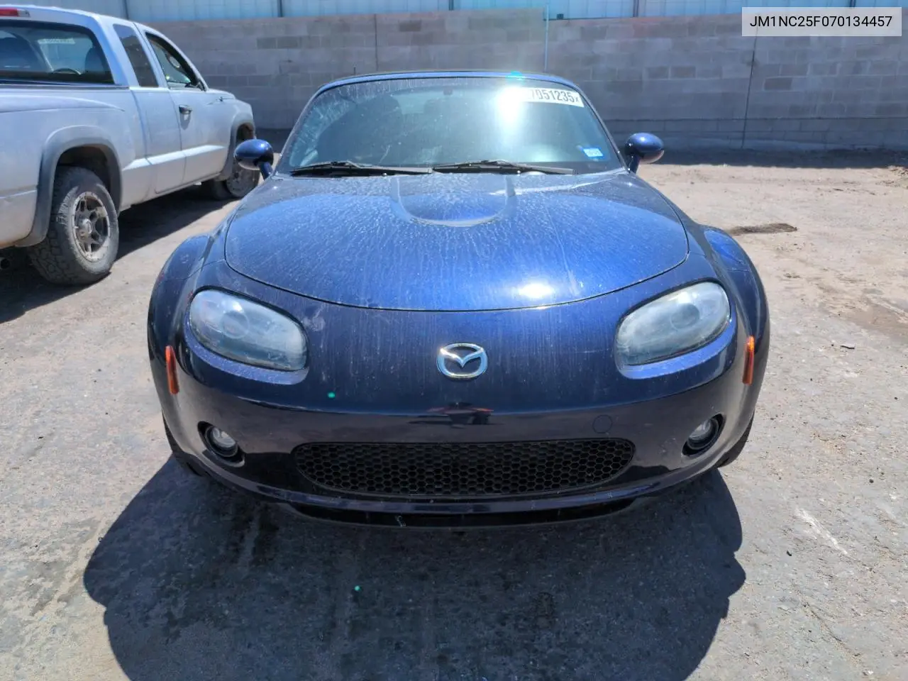 2007 Mazda Mx-5 Miata VIN: JM1NC25F070134457 Lot: 57051235