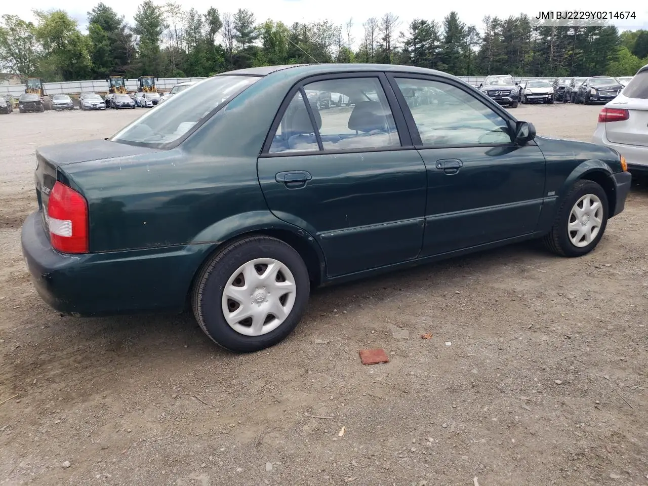 2000 Mazda Protege Dx VIN: JM1BJ2229Y0214674 Lot: 56354685