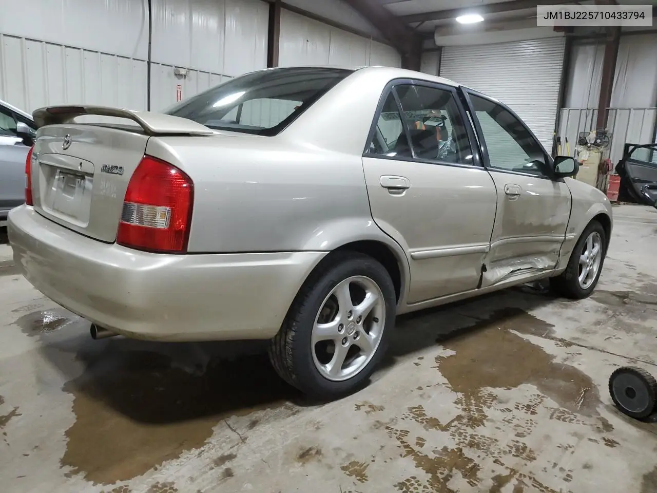 2001 Mazda Protege Lx VIN: JM1BJ225710433794 Lot: 52164725