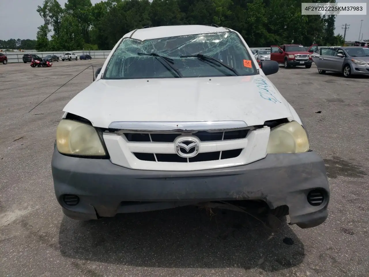 2005 Mazda Tribute I VIN: 4F2YZ02Z25KM37983 Lot: 57021535