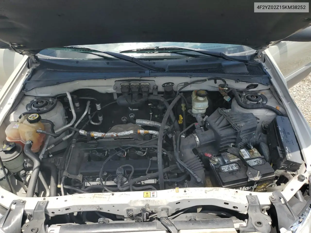 2005 Mazda Tribute I VIN: 4F2YZ02Z15KM38252 Lot: 57433385
