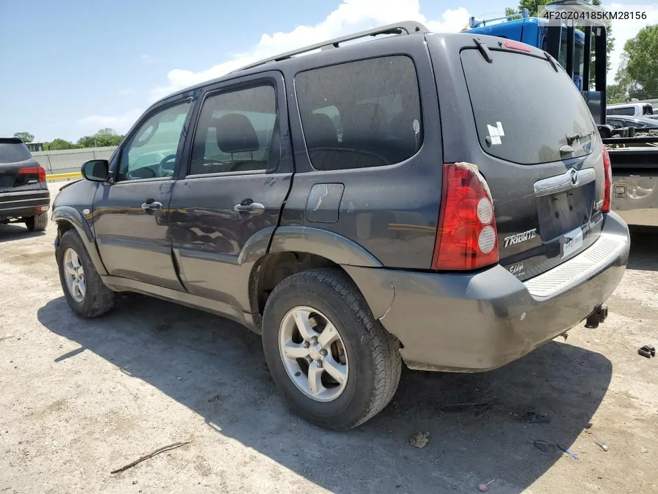 2005 Mazda Tribute S VIN: 4F2CZ04185KM28156 Lot: 57914645