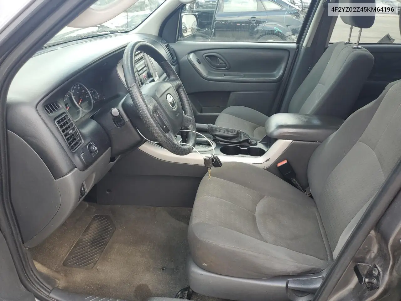 2005 Mazda Tribute I VIN: 4F2YZ02Z45KM64196 Lot: 64272895