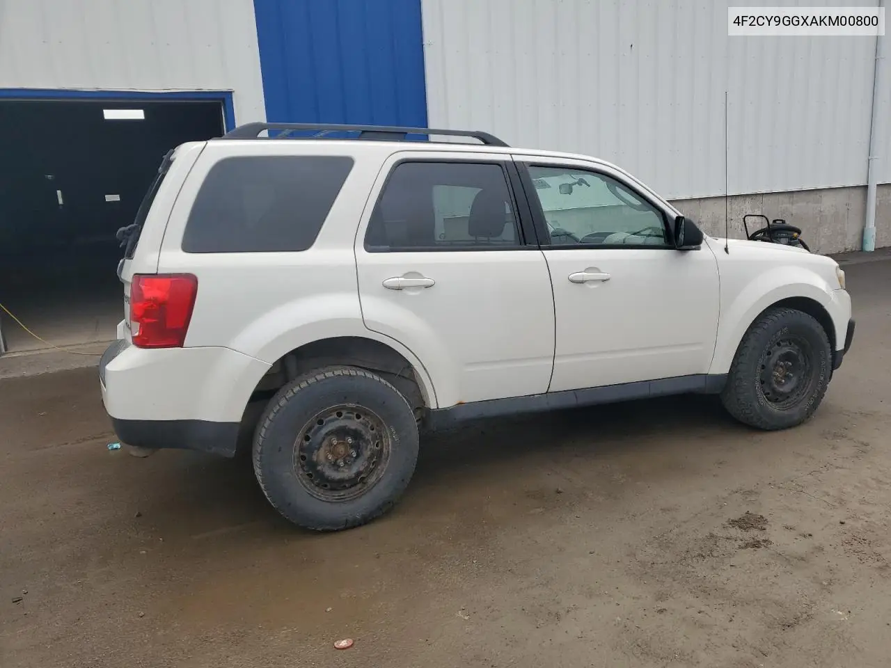 2010 Mazda Tribute S VIN: 4F2CY9GGXAKM00800 Lot: 55945705