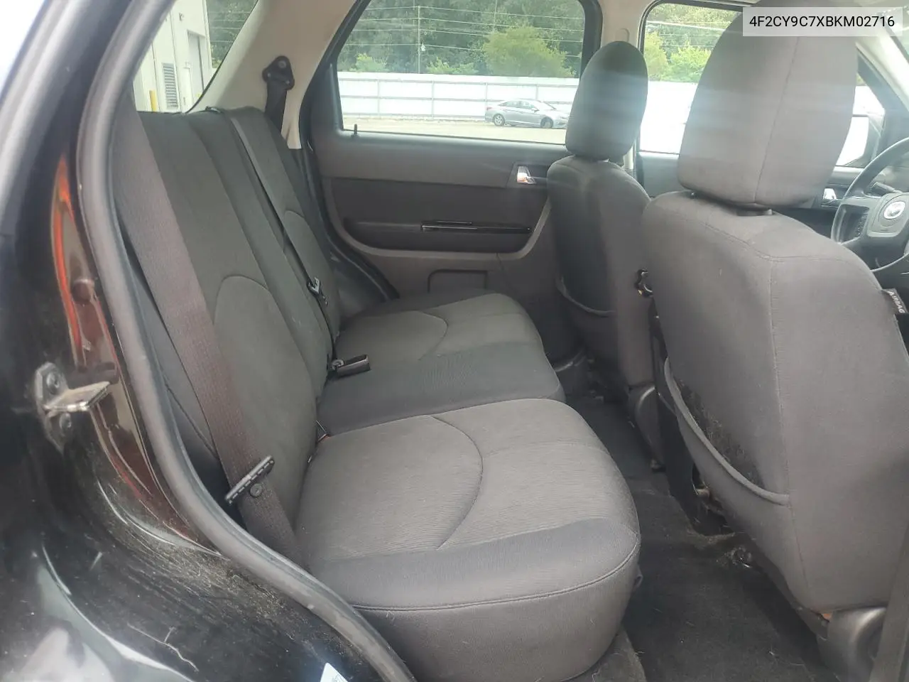 2011 Mazda Tribute I VIN: 4F2CY9C7XBKM02716 Lot: 60458885