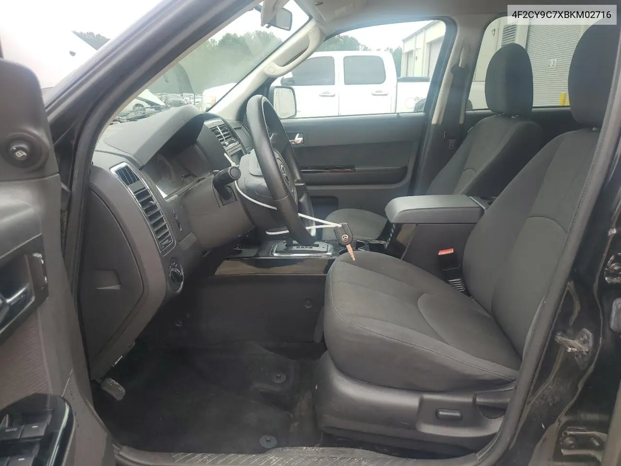2011 Mazda Tribute I VIN: 4F2CY9C7XBKM02716 Lot: 60458885