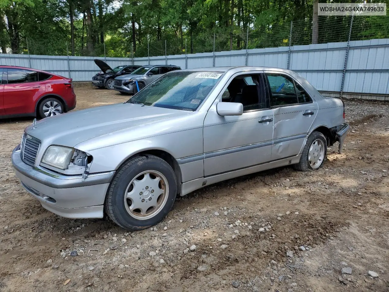 1999 Mercedes-Benz C 230 VIN: WDBHA24G4XA749633 Lot: 56560105