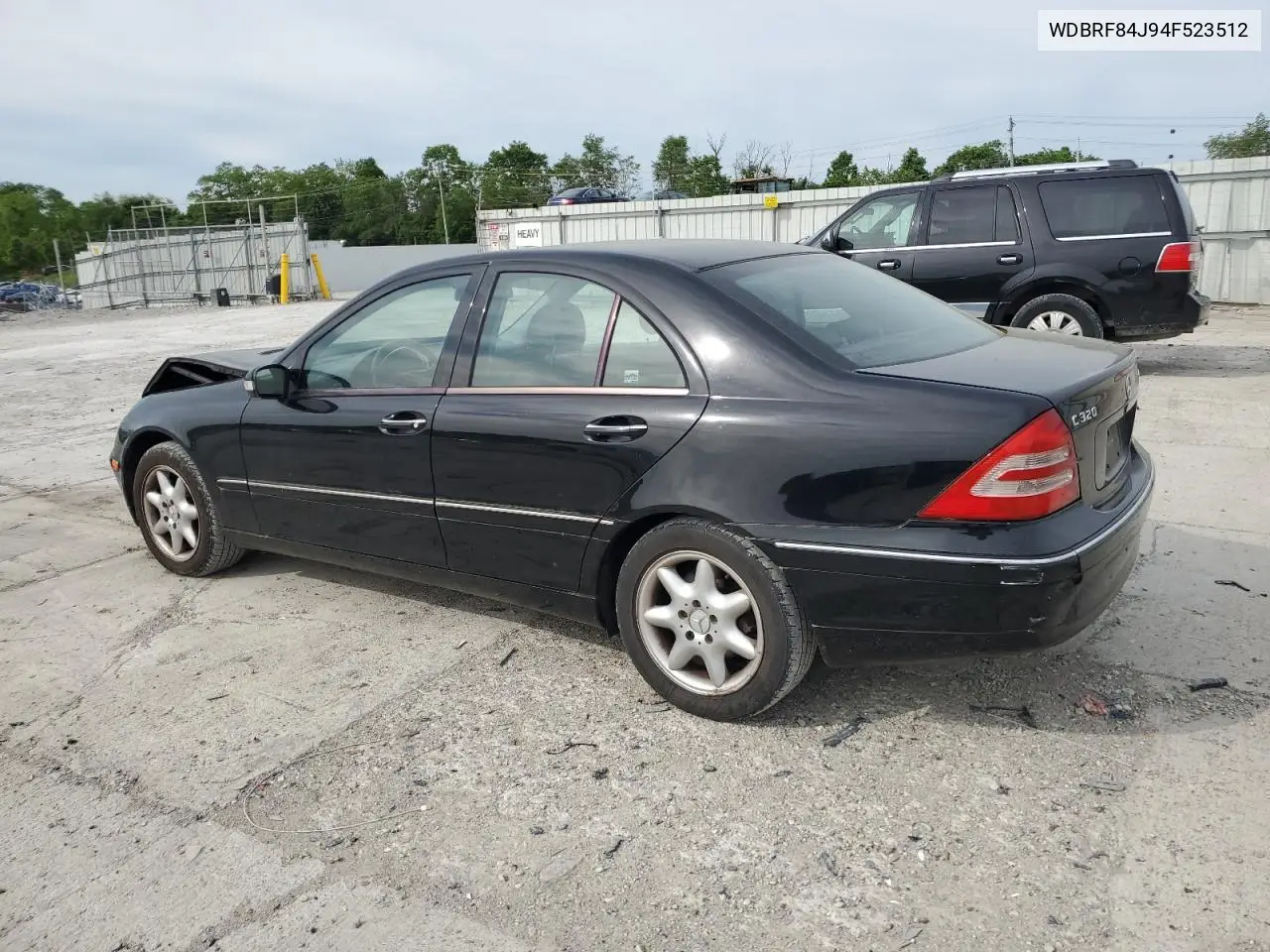 2004 Mercedes-Benz C 320 4Matic VIN: WDBRF84J94F523512 Lot: 56915085