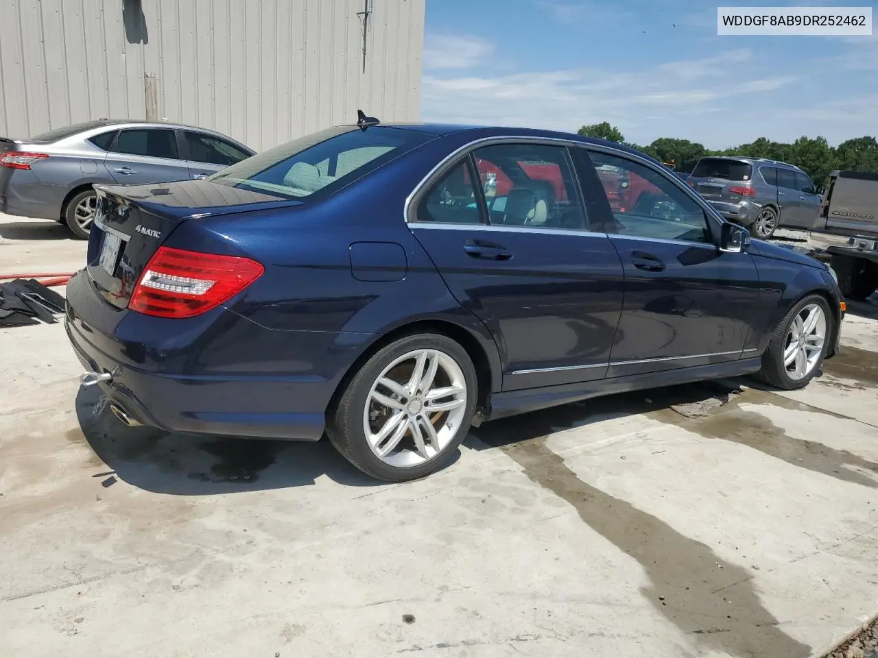 2013 Mercedes-Benz C 300 4Matic VIN: WDDGF8AB9DR252462 Lot: 62599095