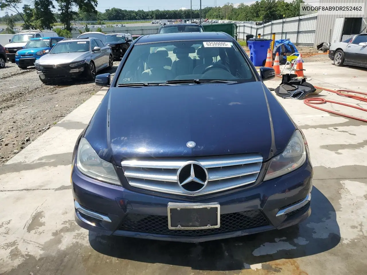 2013 Mercedes-Benz C 300 4Matic VIN: WDDGF8AB9DR252462 Lot: 62599095