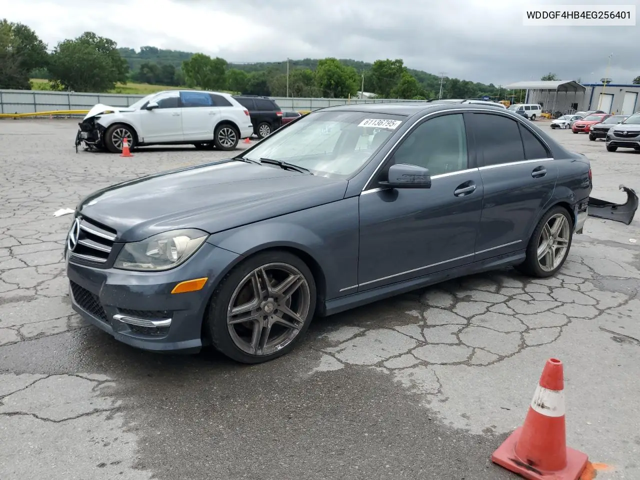 2014 Mercedes-Benz C 250 VIN: WDDGF4HB4EG256401 Lot: 61136795