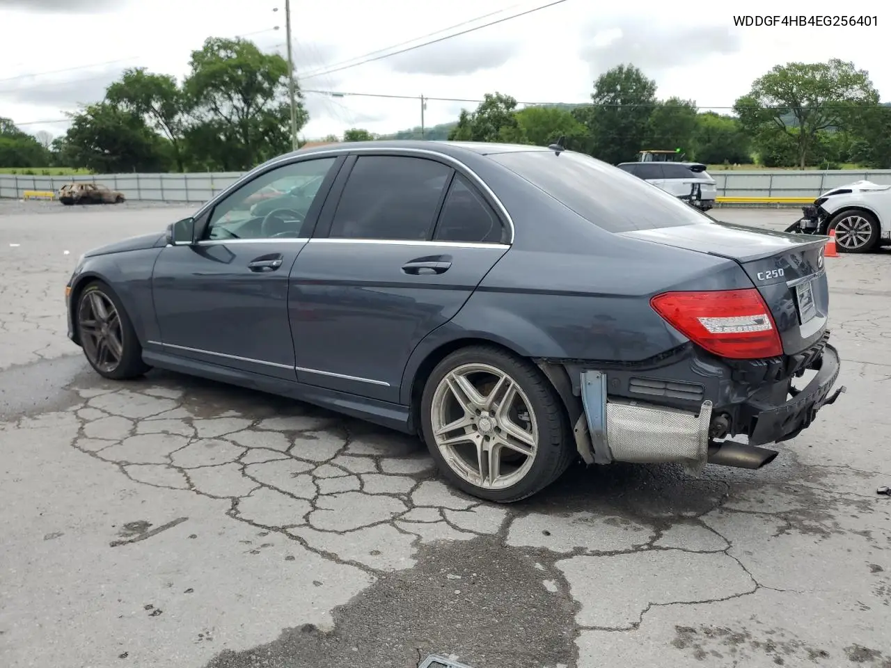 2014 Mercedes-Benz C 250 VIN: WDDGF4HB4EG256401 Lot: 61136795
