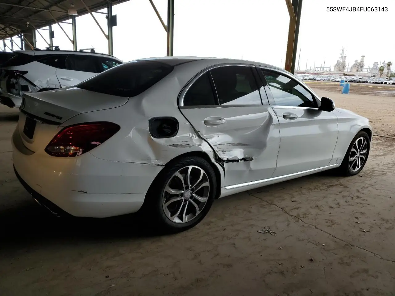 2015 Mercedes-Benz C 300 VIN: 55SWF4JB4FU063143 Lot: 65009035
