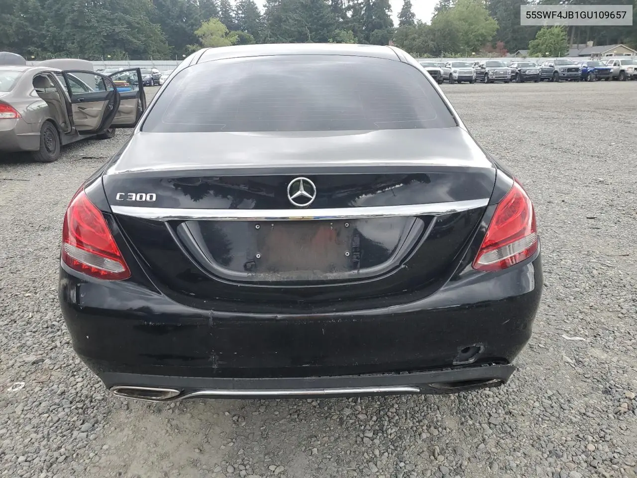 2016 Mercedes-Benz C 300 VIN: 55SWF4JB1GU109657 Lot: 62938525
