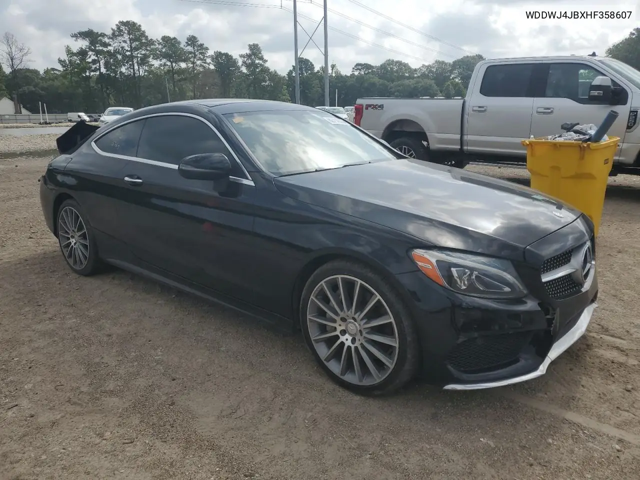 2017 Mercedes-Benz C 300 VIN: WDDWJ4JBXHF358607 Lot: 62714295
