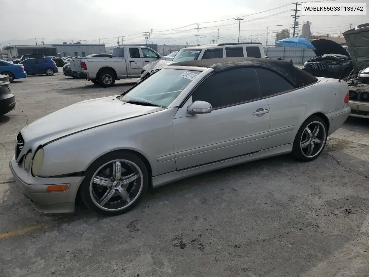 2003 Mercedes-Benz Clk 320 VIN: WDBLK65G33T133742 Lot: 62407145