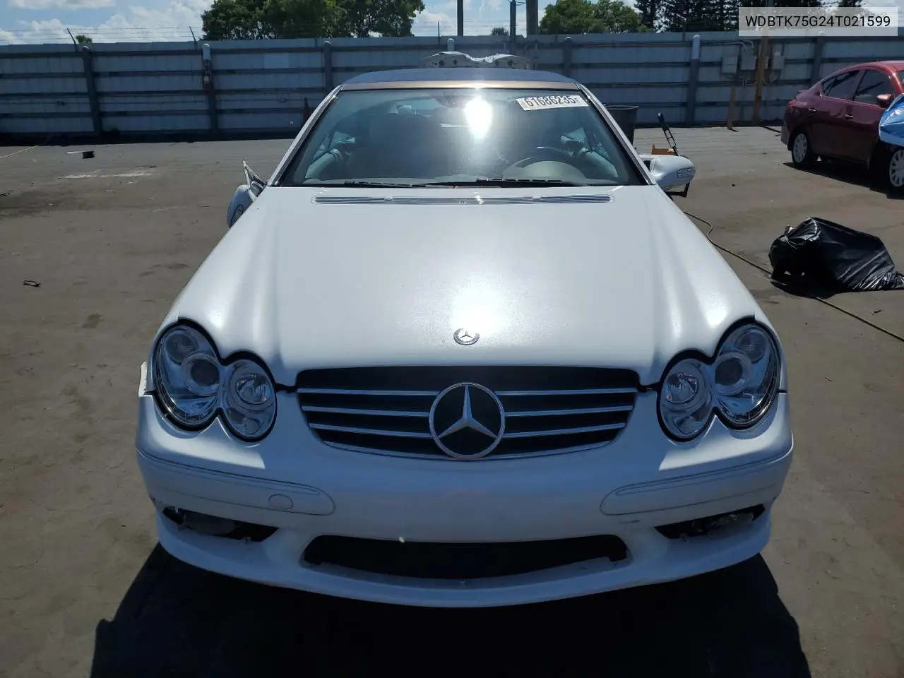 2004 Mercedes-Benz Clk 500 VIN: WDBTK75G24T021599 Lot: 61686235