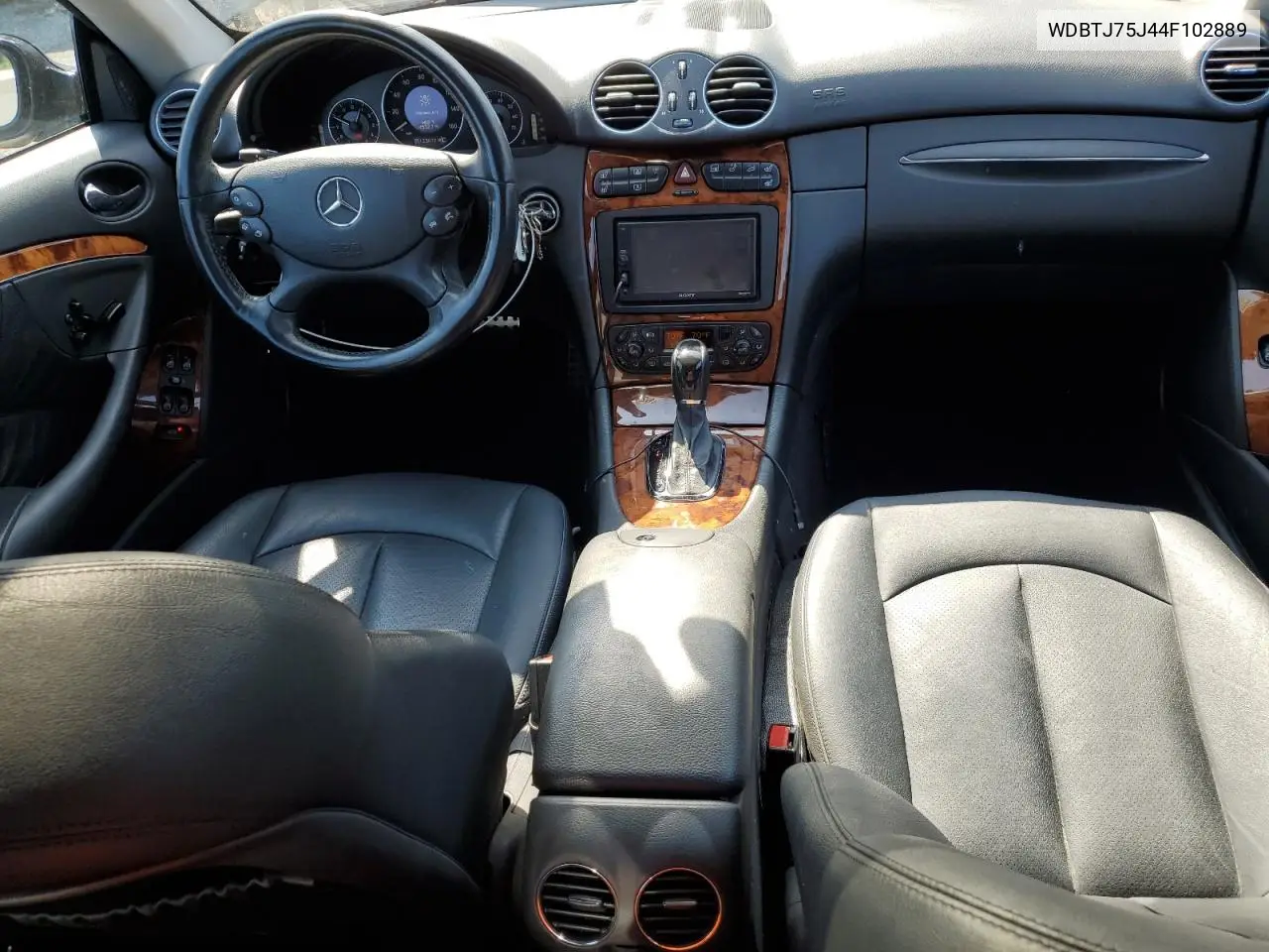 2004 Mercedes-Benz Clk 500 VIN: WDBTJ75J44F102889 Lot: 62023635