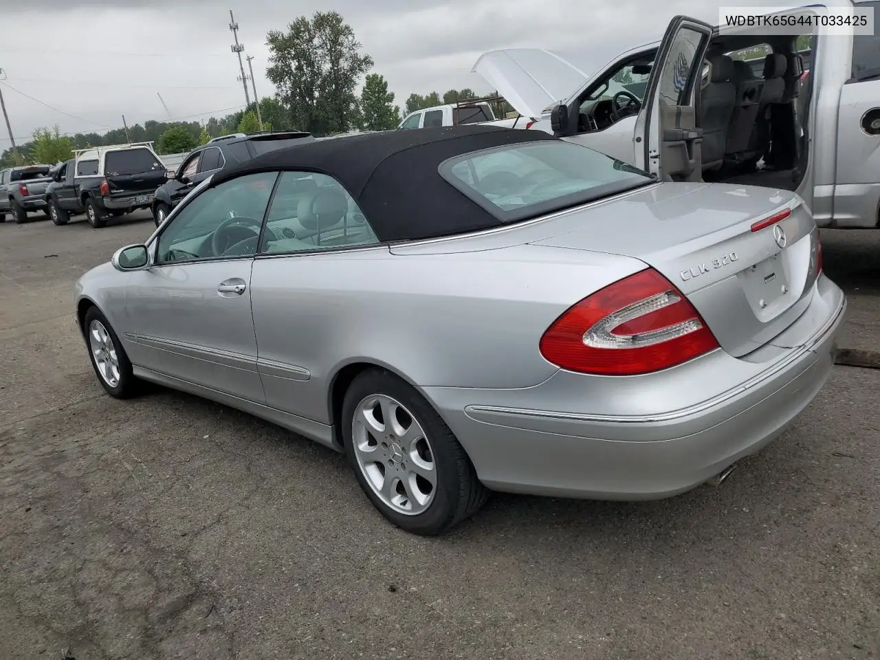2004 Mercedes-Benz Clk 320 VIN: WDBTK65G44T033425 Lot: 62216155