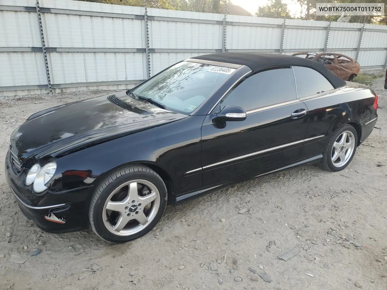 2004 Mercedes-Benz Clk 500 VIN: WDBTK75G04T011752 Lot: 62236405