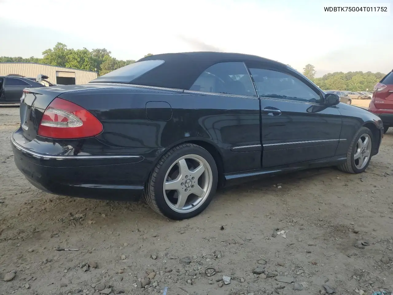 2004 Mercedes-Benz Clk 500 VIN: WDBTK75G04T011752 Lot: 62236405