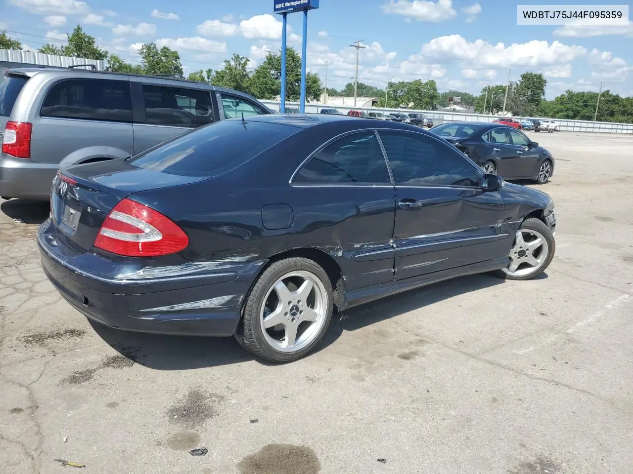 2004 Mercedes-Benz Clk 500 VIN: WDBTJ75J44F095359 Lot: 63220175