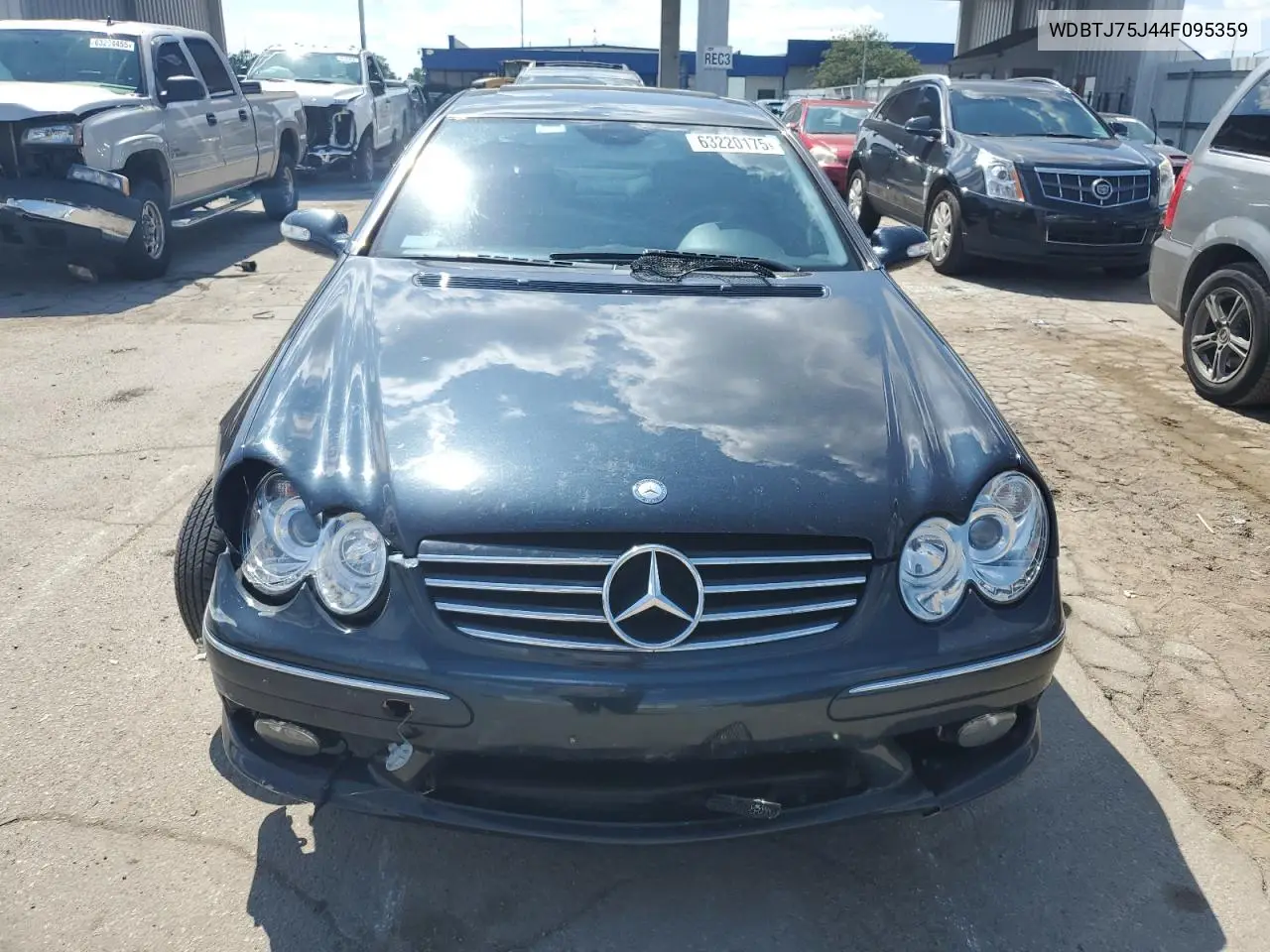 2004 Mercedes-Benz Clk 500 VIN: WDBTJ75J44F095359 Lot: 63220175