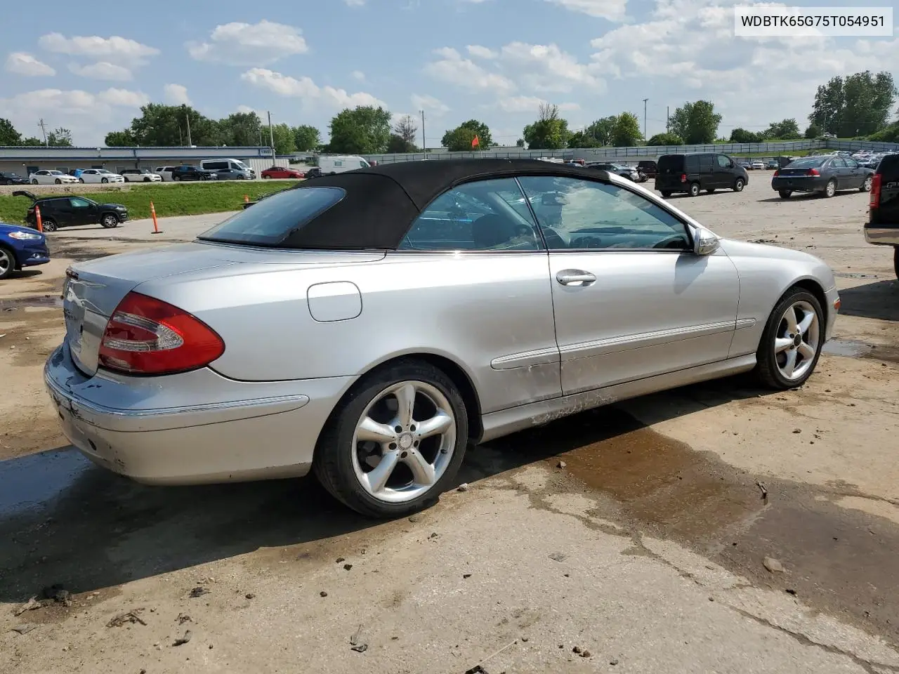 2005 Mercedes-Benz Clk 320 VIN: WDBTK65G75T054951 Lot: 59037765
