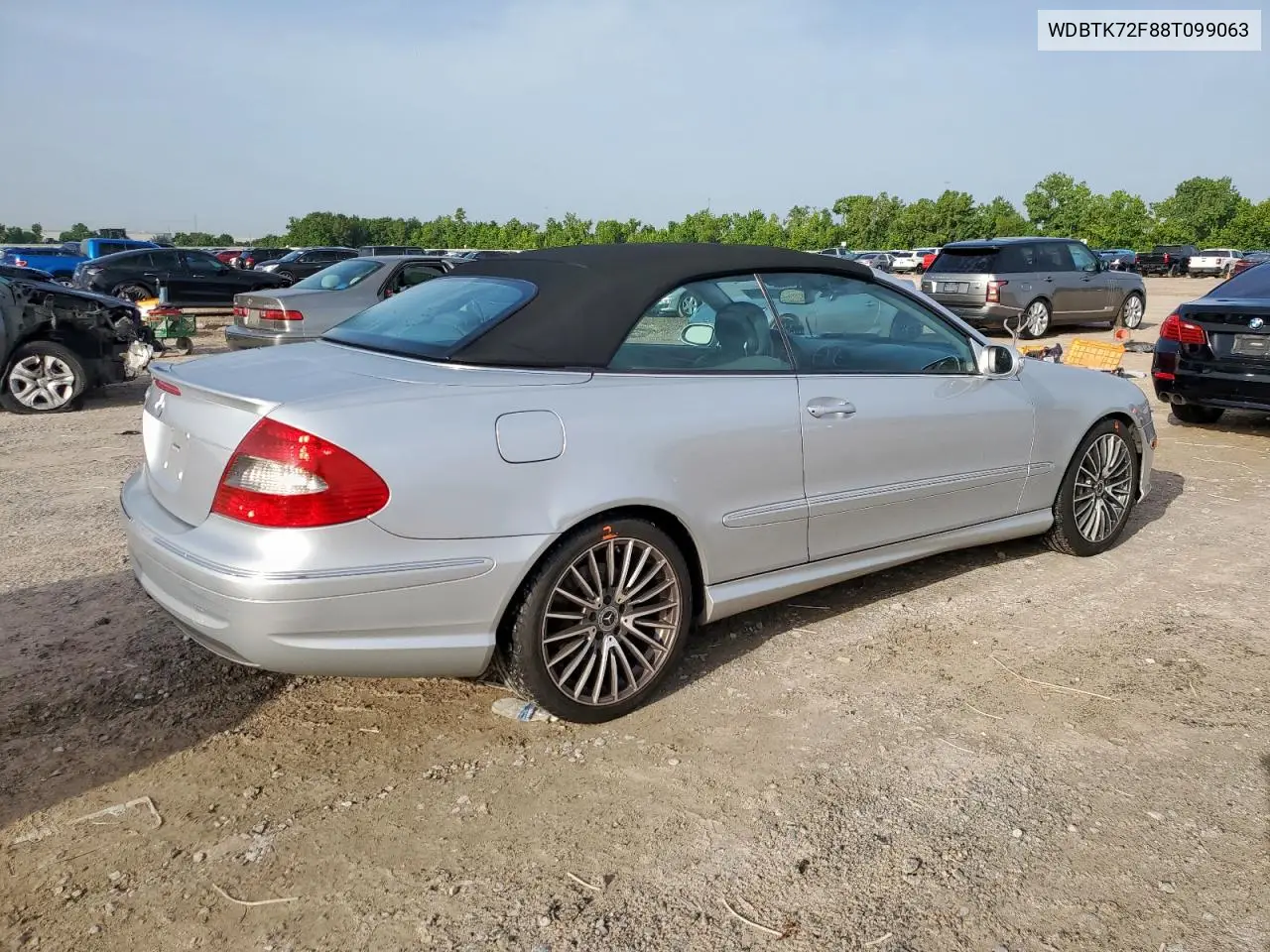 2008 Mercedes-Benz Clk 550 VIN: WDBTK72F88T099063 Lot: 63232045