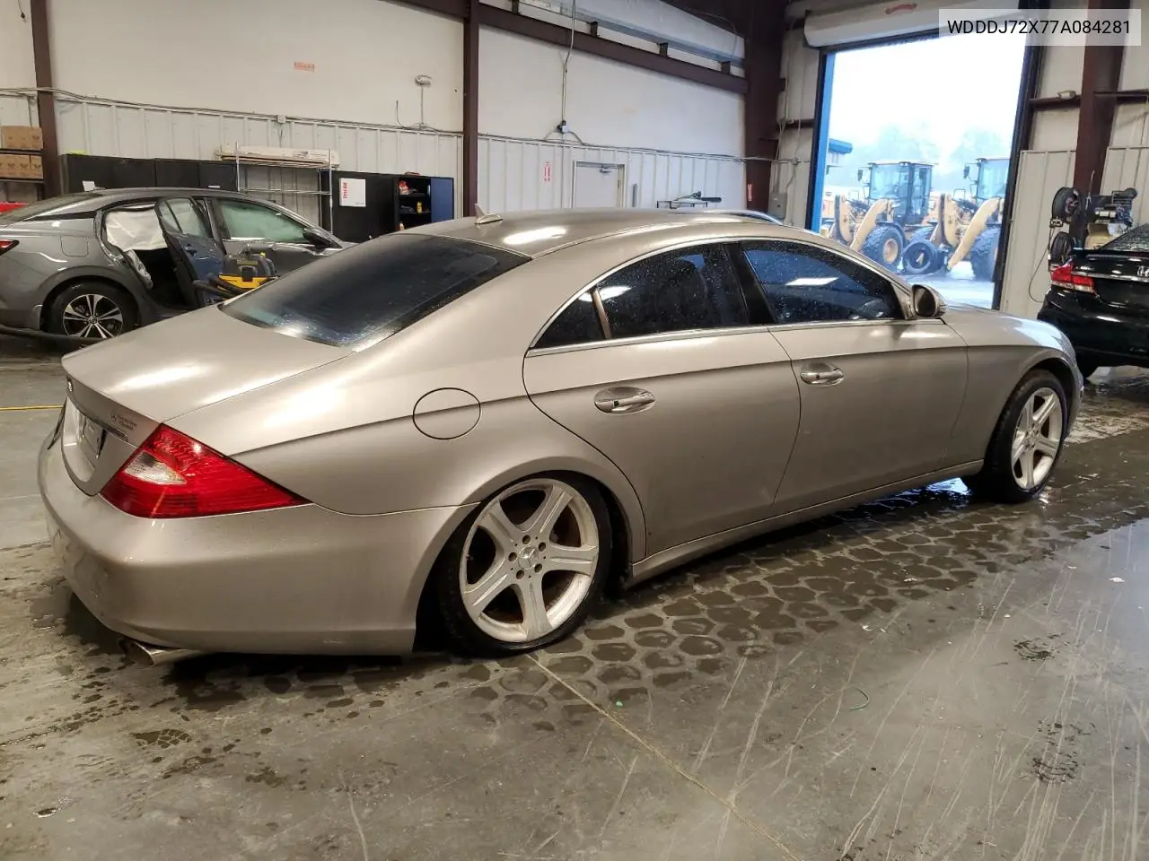 2007 Mercedes-Benz Cls 550 VIN: WDDDJ72X77A084281 Lot: 51673165