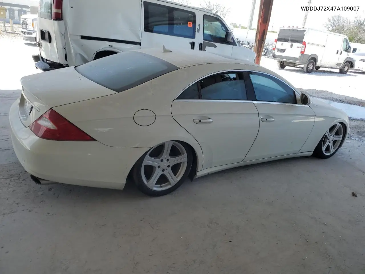 2007 Mercedes-Benz Cls 550 VIN: WDDDJ72X47A109007 Lot: 54342875