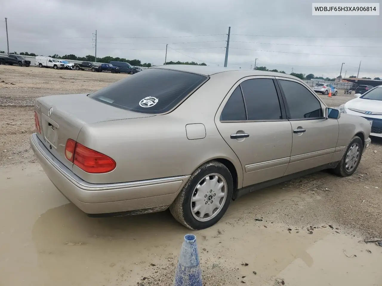 1999 Mercedes-Benz E 320 VIN: WDBJF65H3XA906814 Lot: 56183905